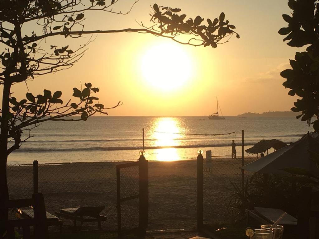 Aussie Swiss Weligama Exterior photo